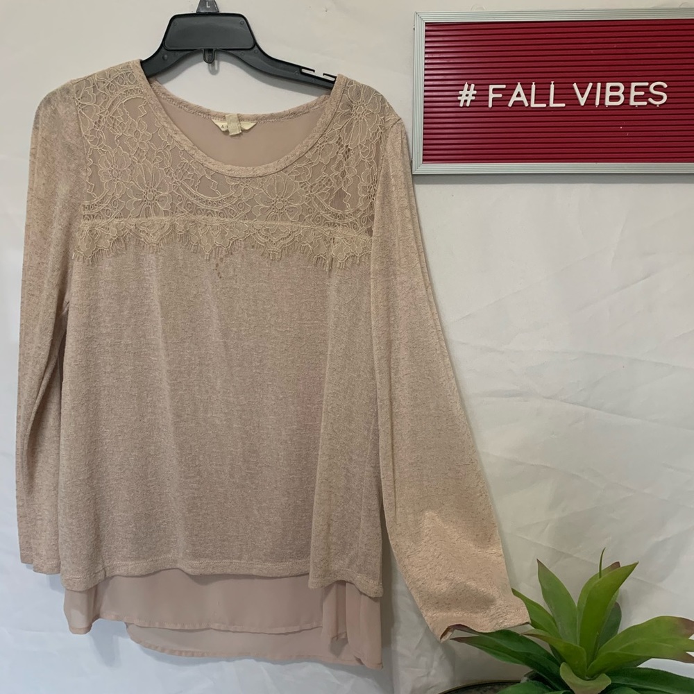 Long sleeve blouse/light sweater